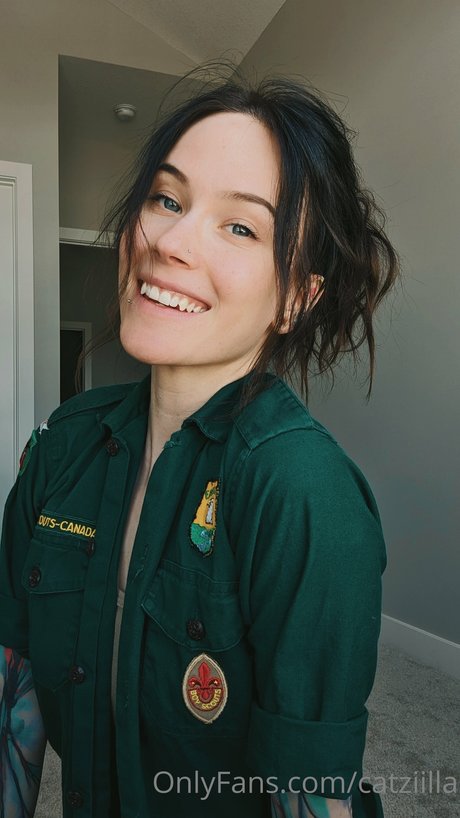 Catziilla photo 374