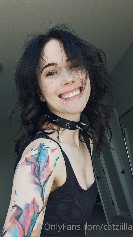 Catziilla photo 416