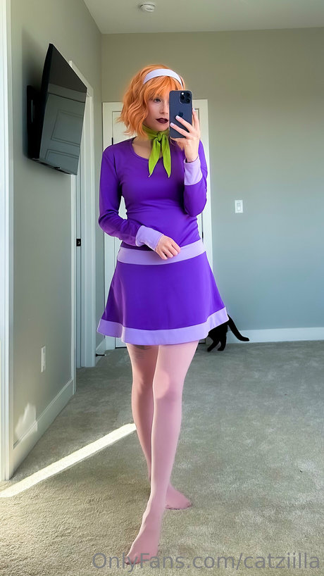 Catziilla photo 438
