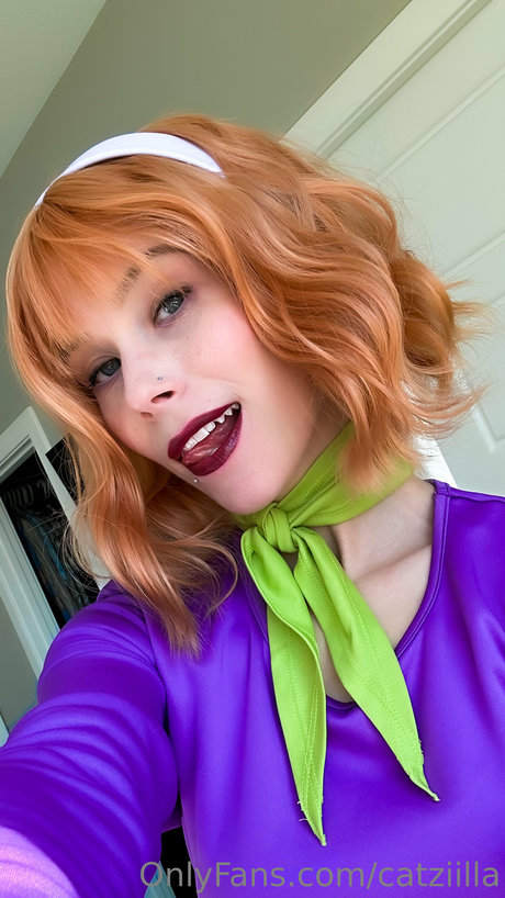 Catziilla photo 457