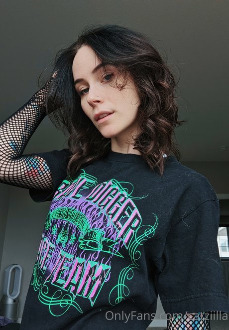 Catziilla photo 464