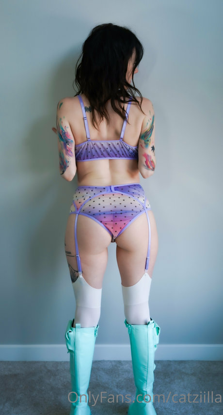 Catziilla photo 541