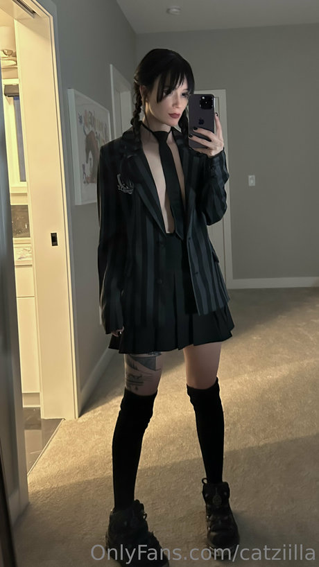 Catziilla photo 698