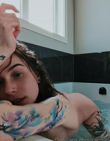Catziilla photo 854