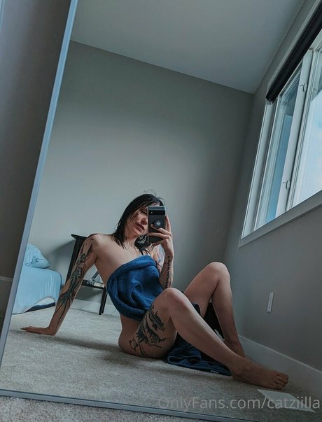 Catziilla photo 855