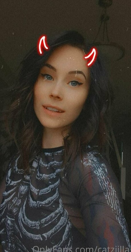 Catziilla photo 874