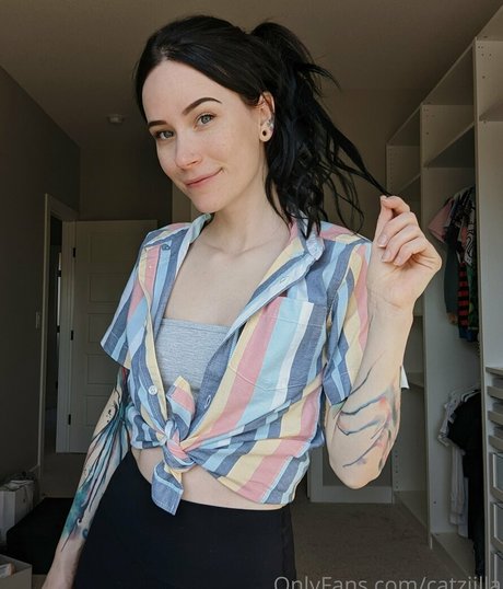 Catziilla photo 991