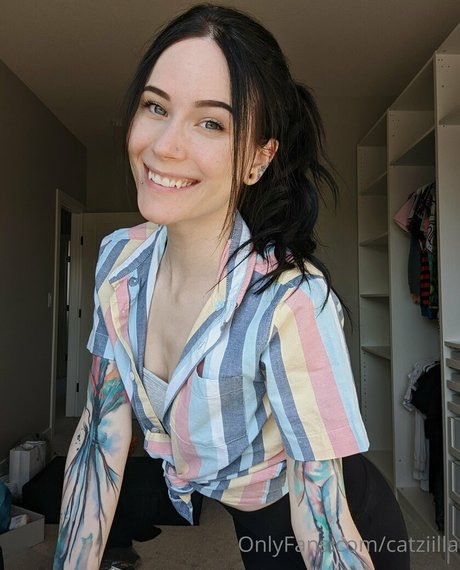 Catziilla photo 992