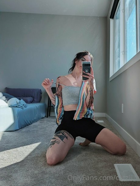 Catziilla photo 1005