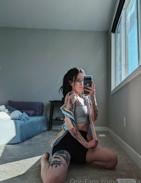 Catziilla photo 1006