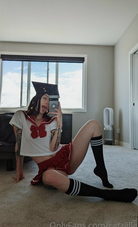 Catziilla photo 1010