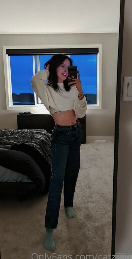 Catziilla photo 1014