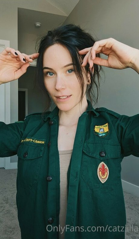Catziilla photo 1053