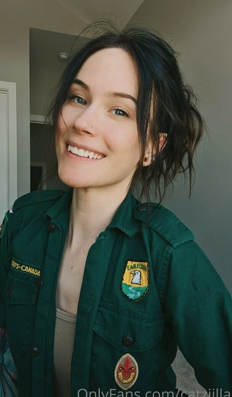 Catziilla photo 1059