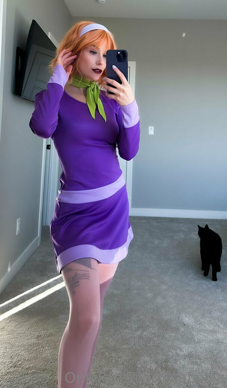 Catziilla photo 1080