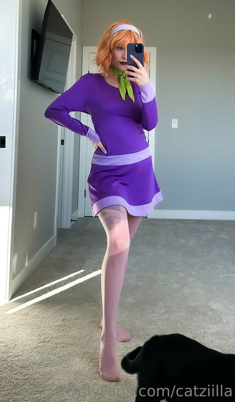 Catziilla photo 1081