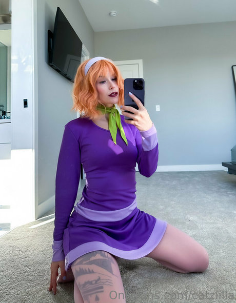 Catziilla photo 1085