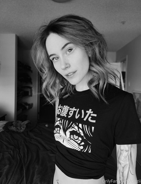 Catziilla photo 1399