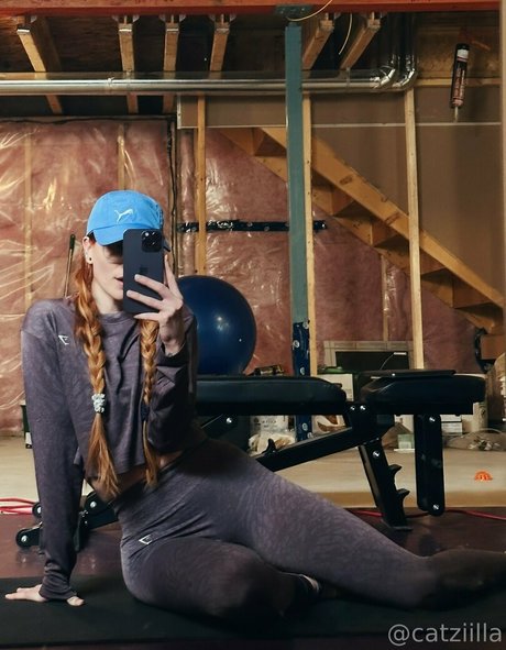 Catziilla photo 1458