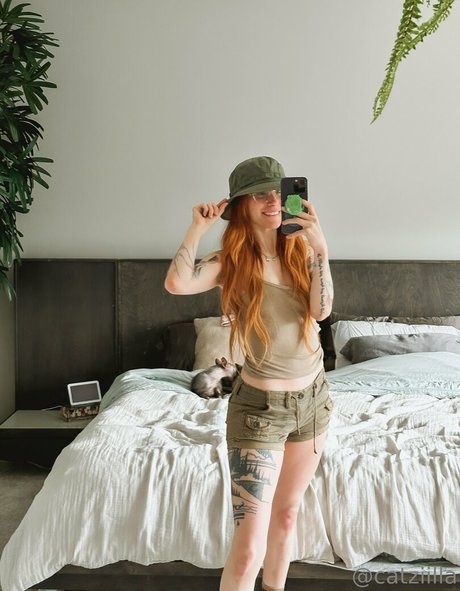 Catziilla photo 1465