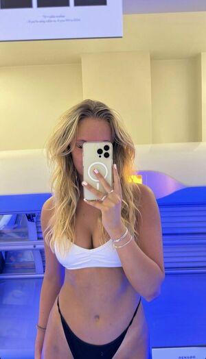 Cecilie Hoyer photo 35