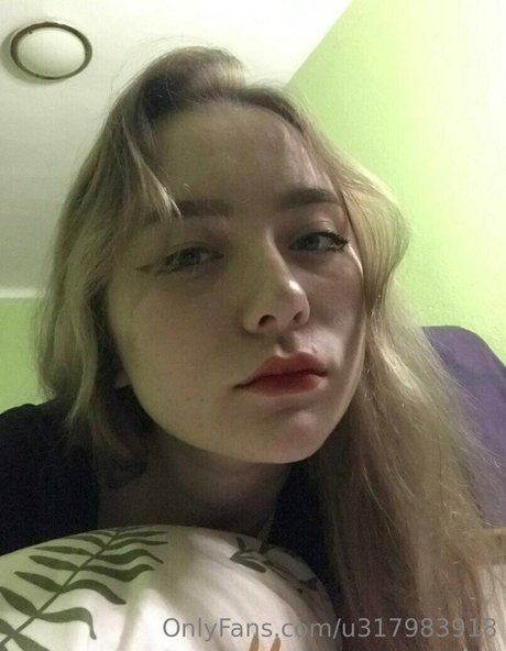 Celebrity_hannah_montana photo 13