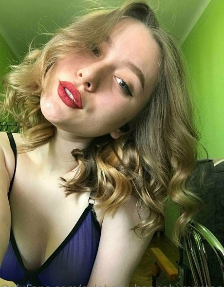 Celebrity_hannah_montana photo 17