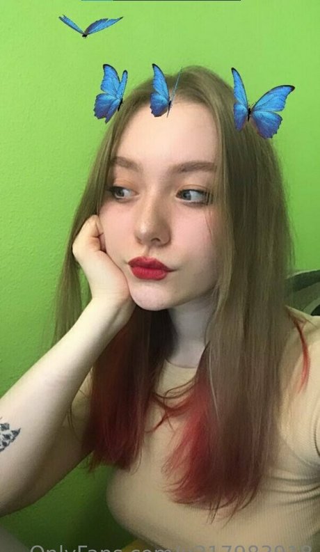 Celebrity_hannah_montana photo 52