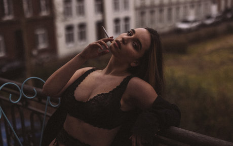 Celine Fairon photo 119