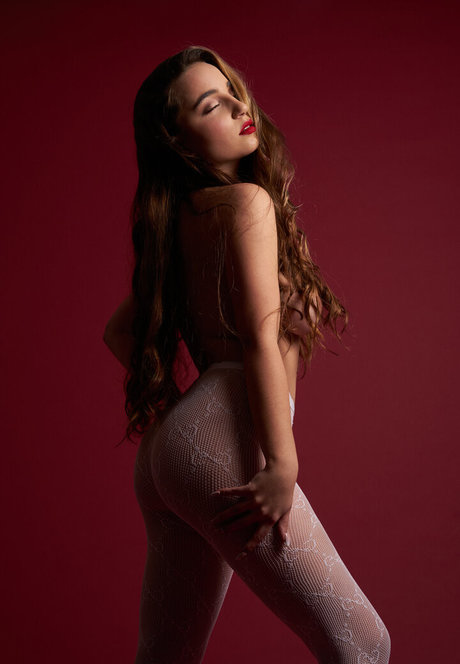 Celine Fairon photo 228