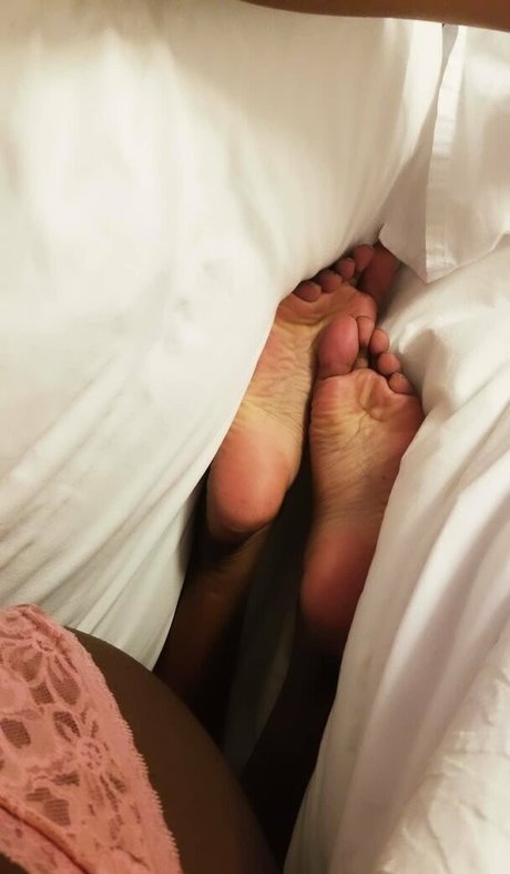 Cfootgoddessx photo 1