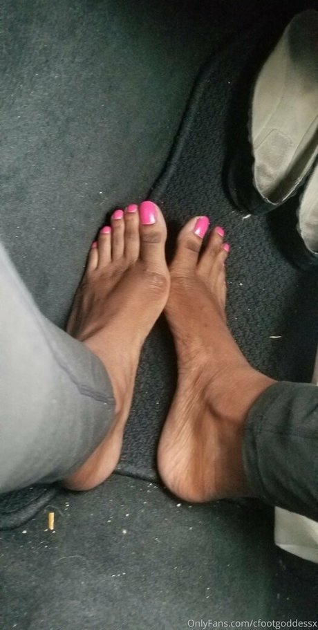 Cfootgoddessx photo 9