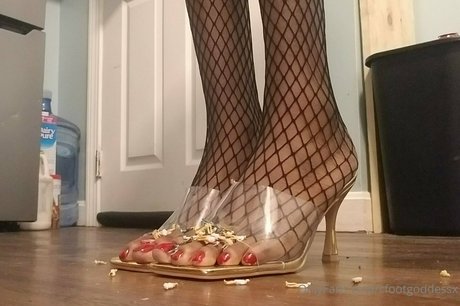 Cfootgoddessx photo 26