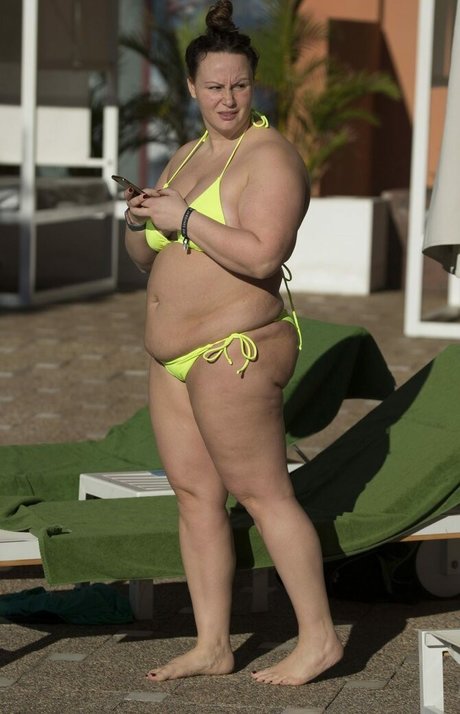 Chanelle Hayes photo 9