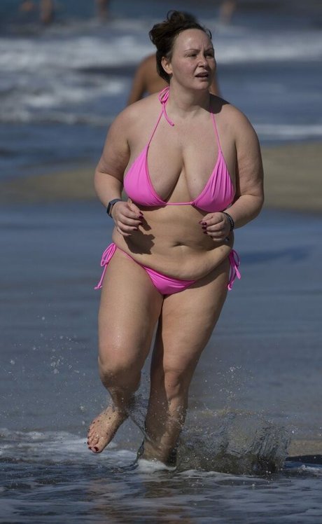 Chanelle Hayes photo 27