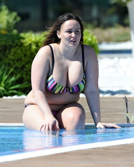 Chanelle Hayes photo 29