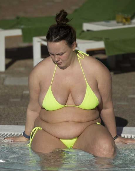 Chanelle Hayes photo 44