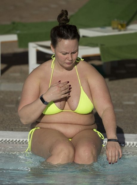 Chanelle Hayes photo 45