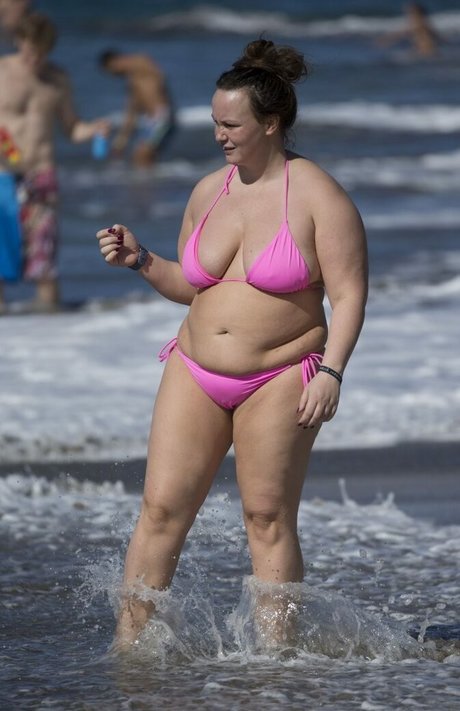 Chanelle Hayes photo 67