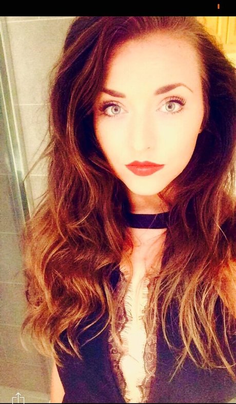Charis Lister photo 17