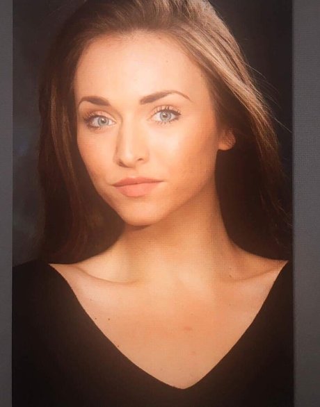 Charis Lister photo 51
