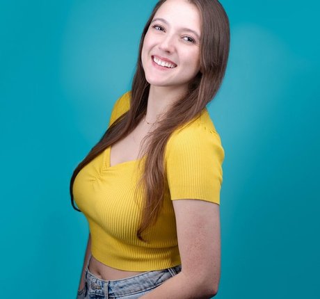 Charis Sellick photo 28
