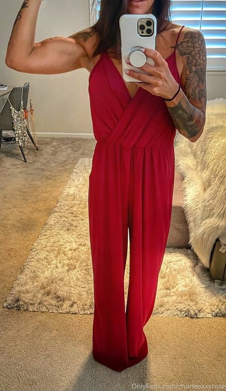 Charleexxxrose photo 79