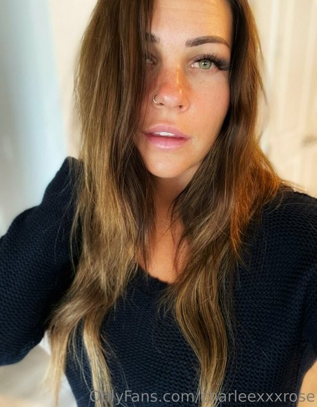 Charleexxxrose photo 112