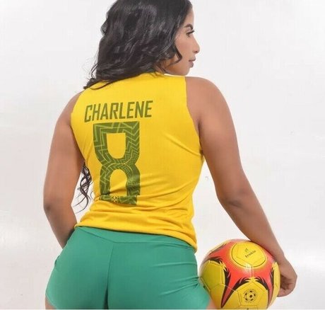 Charlene Goncalves photo 7
