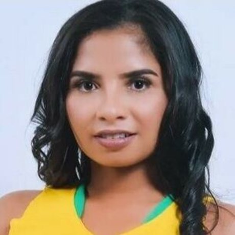 Charlene Goncalves photo 8