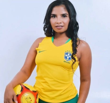 Profile photo of Charlene Goncalves