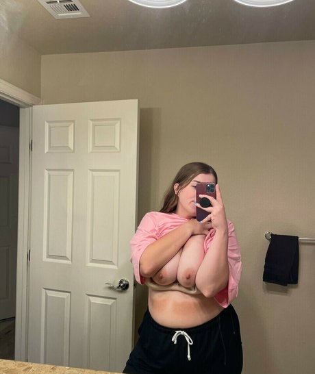 Profile photo of Charloterosee