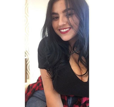 Charlotte Godoy photo 31