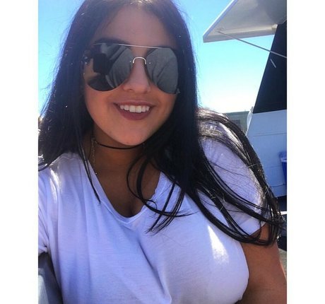 Charlotte Godoy photo 61